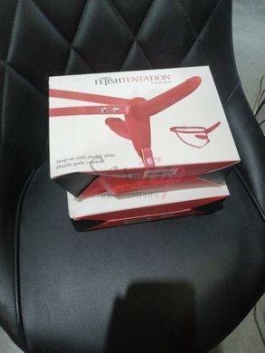 Подвійний страпон з вібрацією Fetish Tentation Vibrating Strap-On Red (м'яте паковання!!!) - фото товару 2