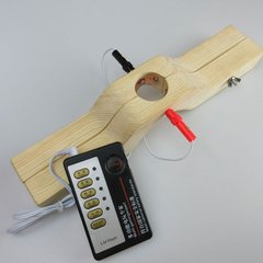 Деревянный зажим для пениса или мошонки с электростимуляцией L IXI52220 фото