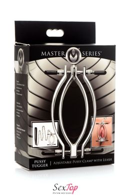 Затискач для статевих губ Master Series: Pussy Tugger Adjustable Vagina Clamp with Chain SO8797 фото