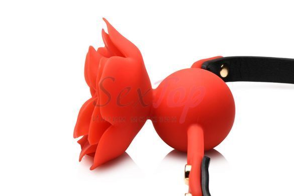 Силіконовий кляп з трояндою Master Series: Blossom Silicone Rose Gag &ndash; Red - фото товару 4