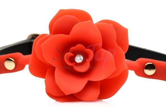 Силіконовий кляп з трояндою Master Series: Blossom Silicone Rose Gag &ndash; Red - фото товару 3