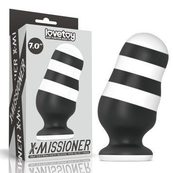 Анальна пробка велика для фістингу на присосці біло чорного кольору Lovetoy X Missioner Butt Plug довжина 180 мм, Черно/Белый - 1