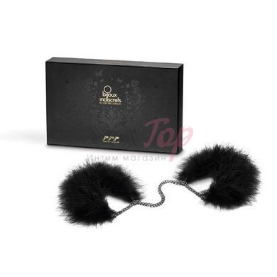 Пушистые наручники Bijoux Indiscrets Za za zu - feahter handcuffs, перьевые, подарочная упаковка &mdash;  фото товара 4