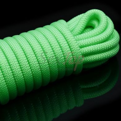Веревка гладкая флуоресцентная светящаяся зеленая Glow In The Dark Rope, 5 метров &mdash;  фото товара 3